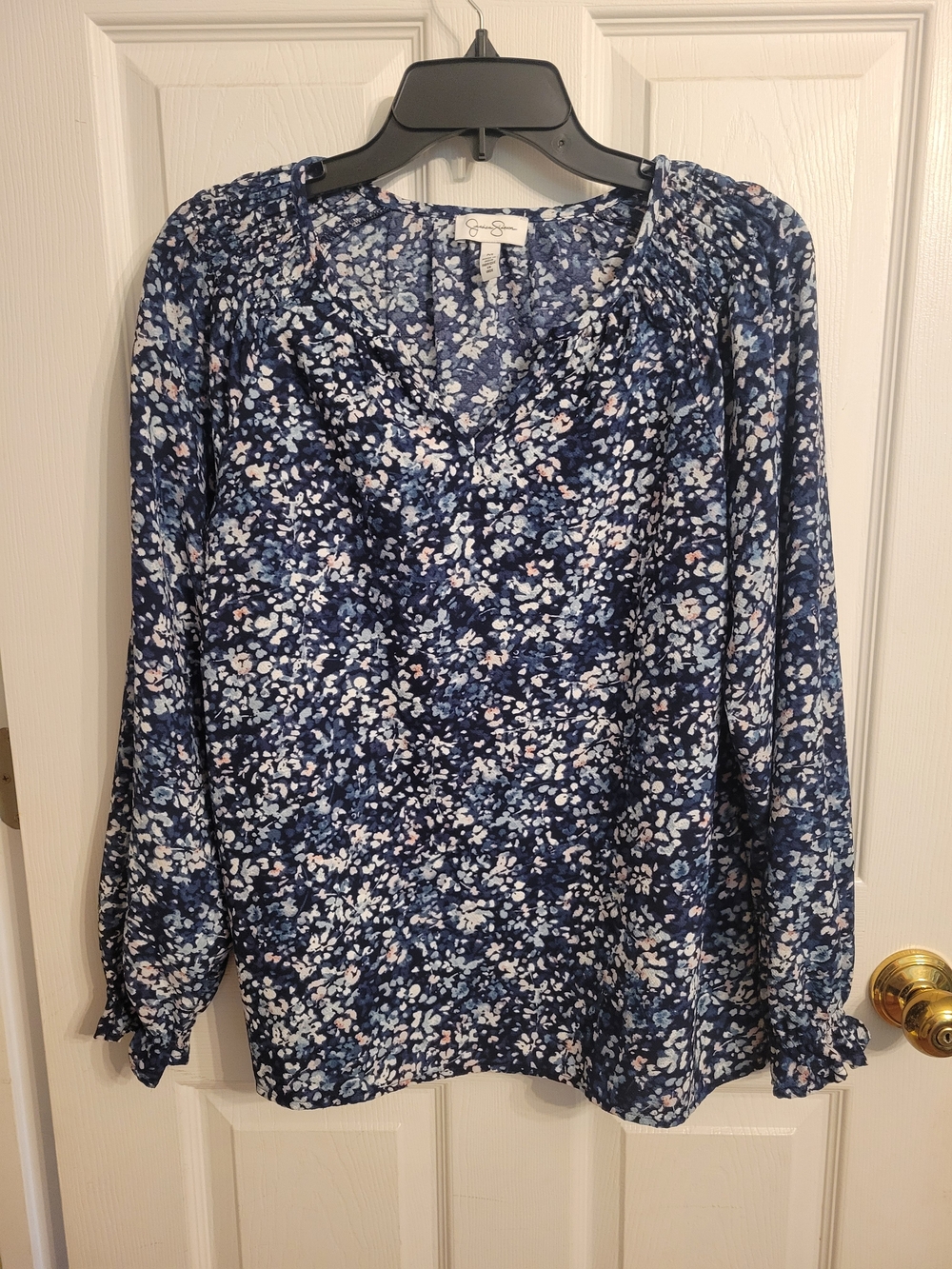Jessica Simpson Navy Blue Floral V-Neck Blouse